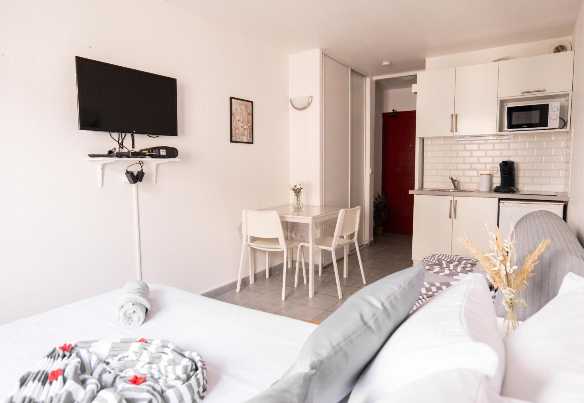 Cosy Appartement - 4 Personnes - Disneyland & Paris Bussy-Saint-Georges Ngoại thất bức ảnh