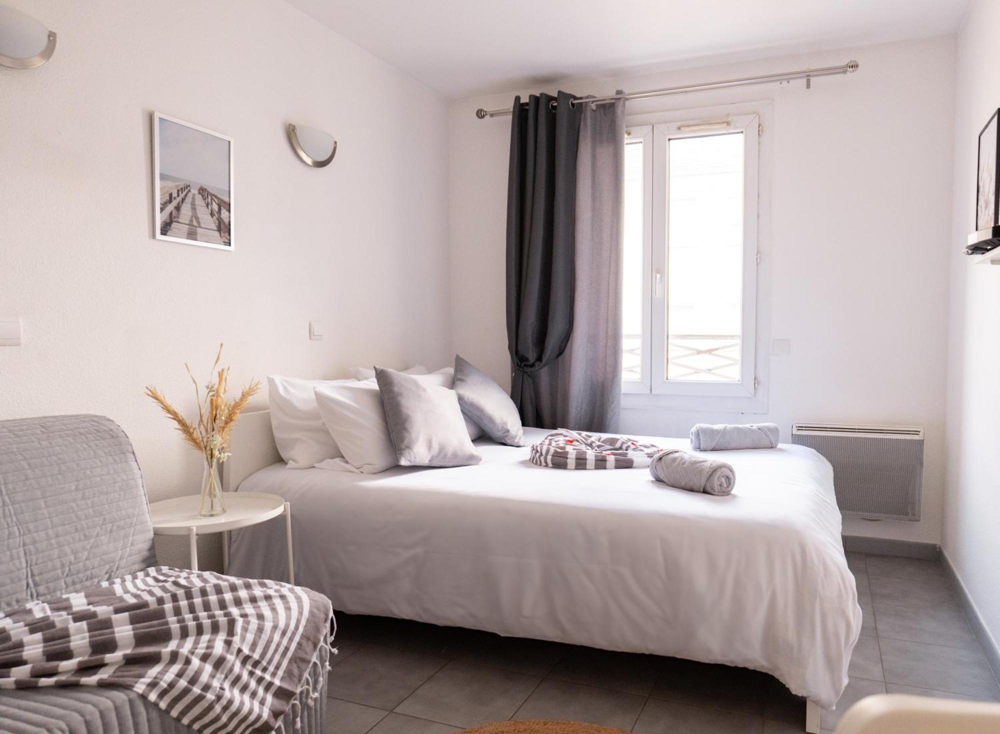 Cosy Appartement - 4 Personnes - Disneyland & Paris Bussy-Saint-Georges Ngoại thất bức ảnh
