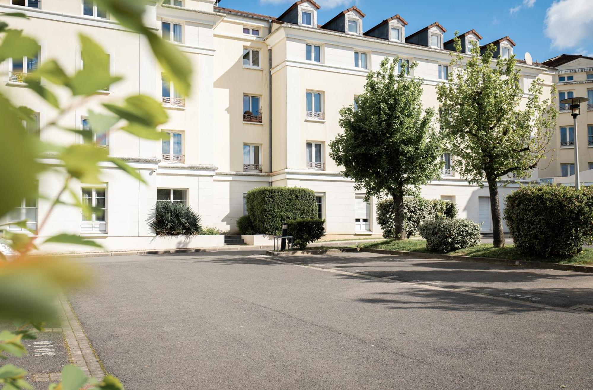 Cosy Appartement - 4 Personnes - Disneyland & Paris Bussy-Saint-Georges Ngoại thất bức ảnh